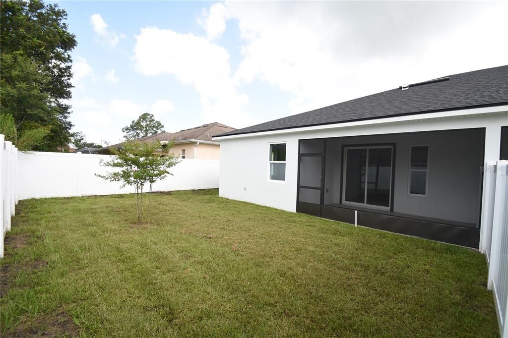 For Rent: $2,000 (3 beds, 2 baths, 1368 Square Feet)