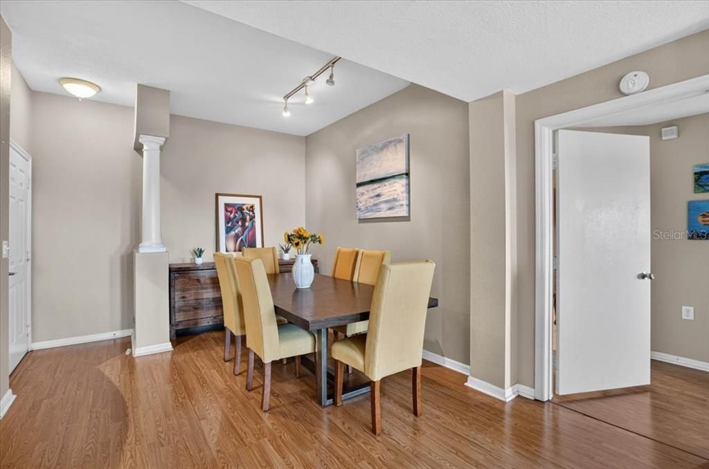 En Venta: $539,999 (2 camas, 2 baños, 1170 Pies cuadrados)