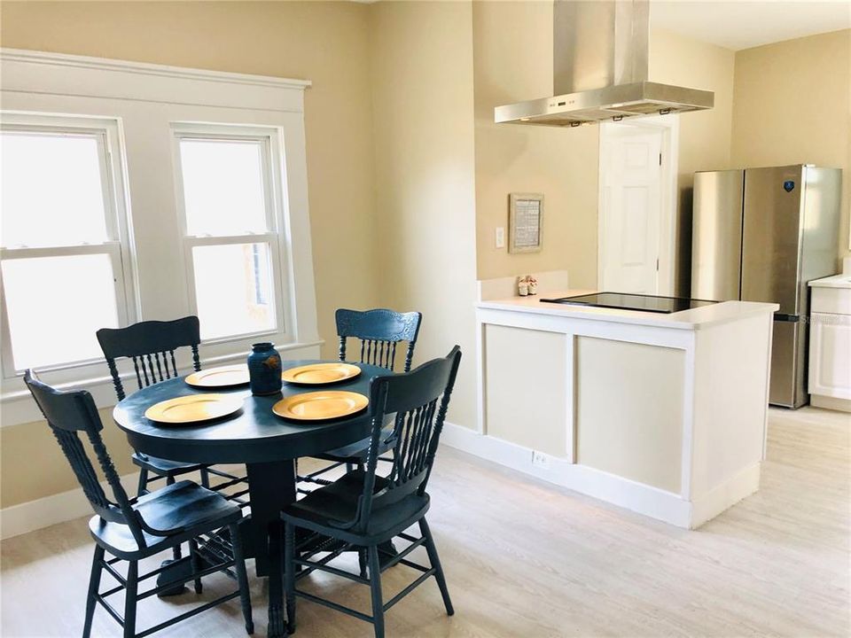 For Sale: $249,999 (3 beds, 1 baths, 850 Square Feet)