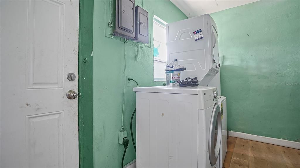 En Renta: $1,800 (3 camas, 2 baños, 1276 Pies cuadrados)