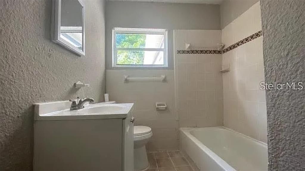 For Rent: $1,790 (3 beds, 2 baths, 1350 Square Feet)