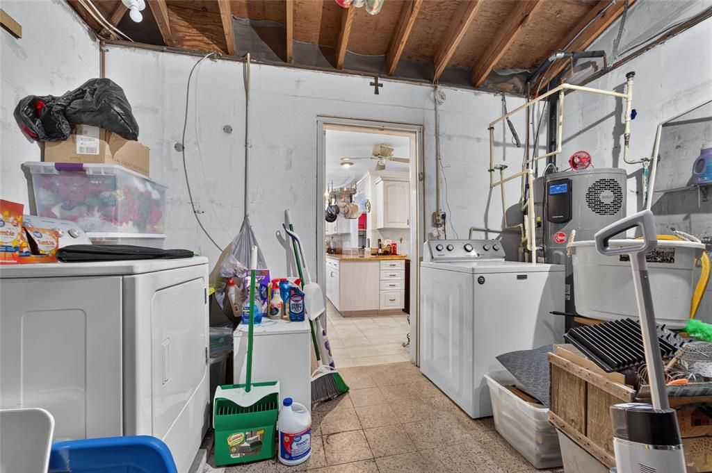 En Venta: $675,000 (3 camas, 2 baños, 1937 Pies cuadrados)