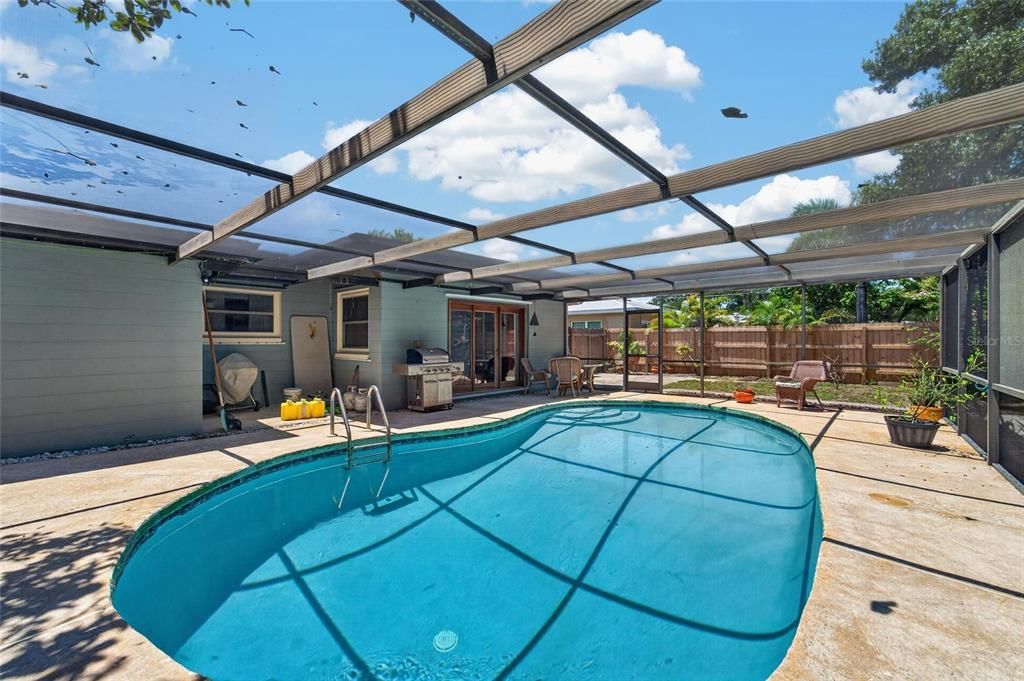 En Venta: $675,000 (3 camas, 2 baños, 1937 Pies cuadrados)