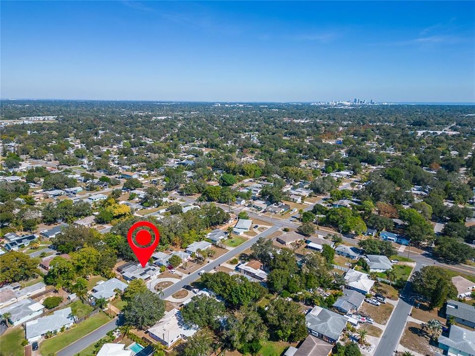 En Venta: $675,000 (3 camas, 2 baños, 1937 Pies cuadrados)
