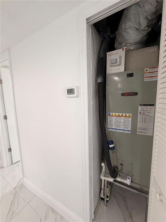 В аренду: $1,950 (3 спален, 1 ванн, 849 Квадратных фут)