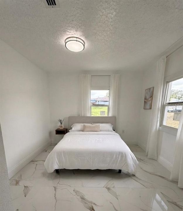 В аренду: $1,950 (3 спален, 1 ванн, 849 Квадратных фут)