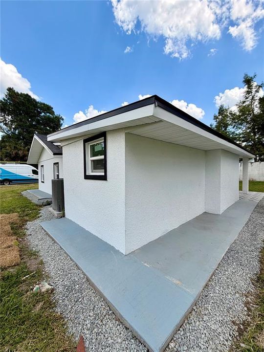 В аренду: $1,950 (3 спален, 1 ванн, 849 Квадратных фут)