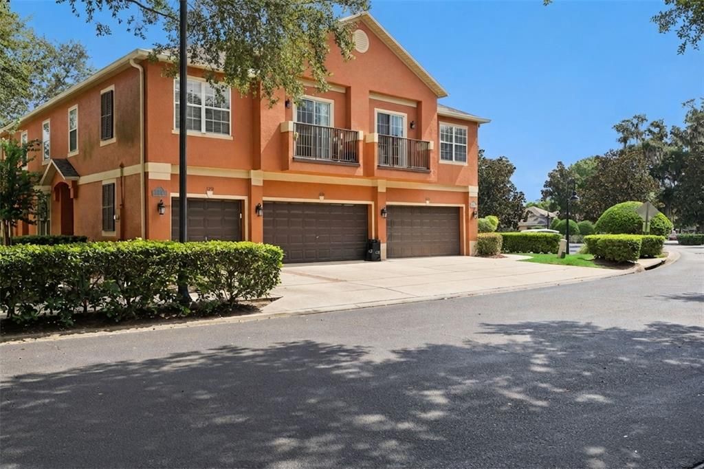 For Sale: $255,000 (2 beds, 2 baths, 1214 Square Feet)