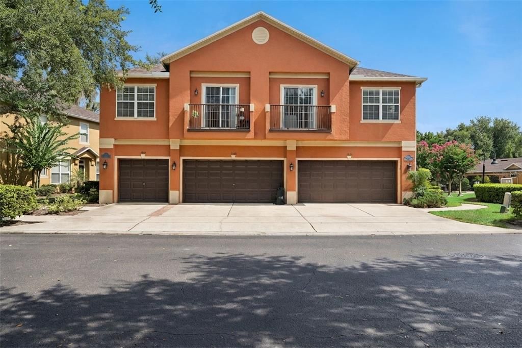 For Sale: $255,000 (2 beds, 2 baths, 1214 Square Feet)