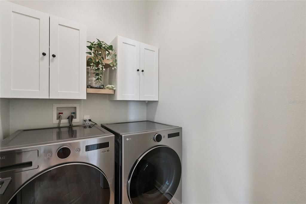 For Sale: $255,000 (2 beds, 2 baths, 1214 Square Feet)