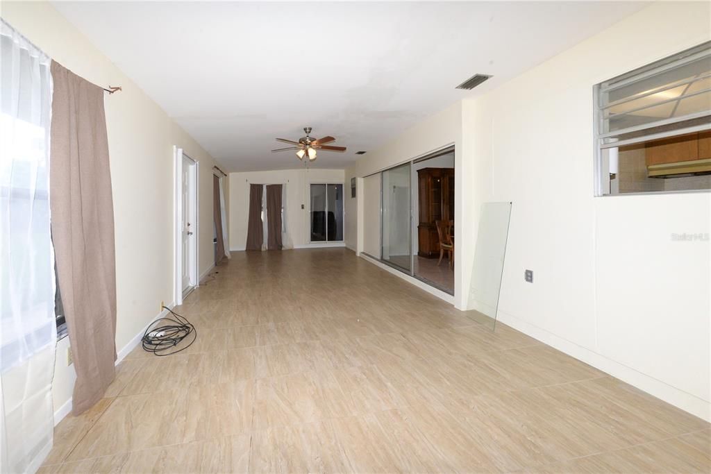 En Venta: $170,000 (3 camas, 2 baños, 1580 Pies cuadrados)