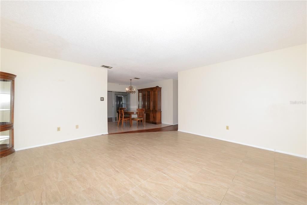 En Venta: $170,000 (3 camas, 2 baños, 1580 Pies cuadrados)
