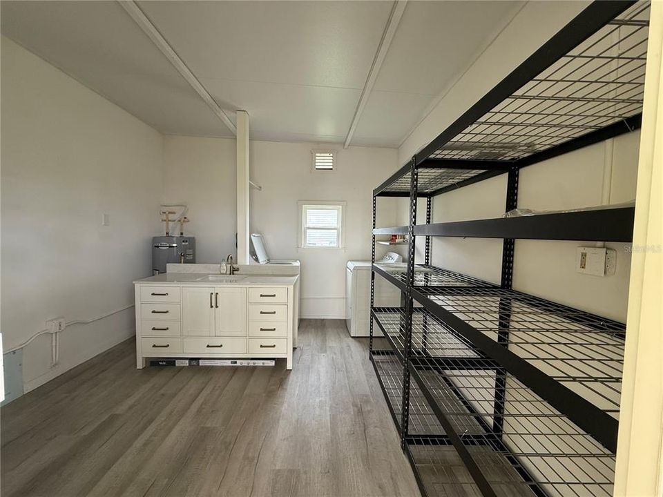 For Rent: $1,995 (2 beds, 2 baths, 1339 Square Feet)