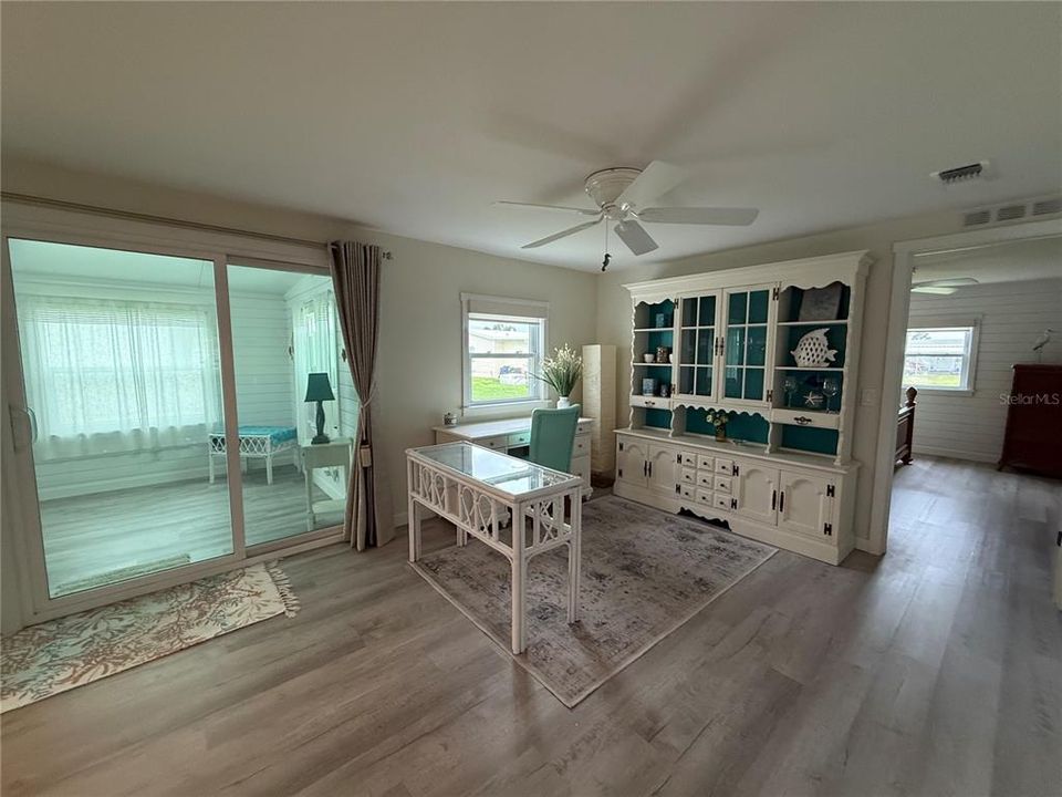 For Rent: $1,995 (2 beds, 2 baths, 1339 Square Feet)