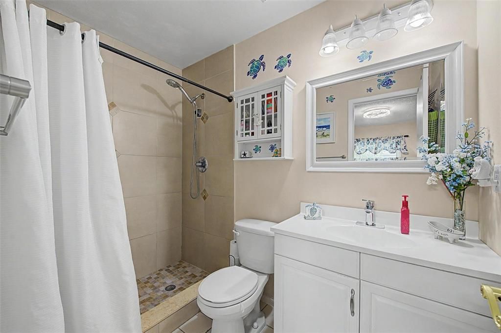 En Venta: $330,000 (3 camas, 2 baños, 1263 Pies cuadrados)