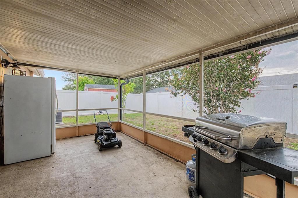 En Venta: $330,000 (3 camas, 2 baños, 1263 Pies cuadrados)