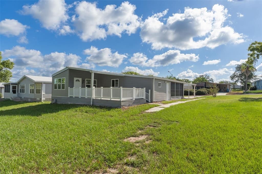 For Sale: $214,900 (2 beds, 2 baths, 1364 Square Feet)