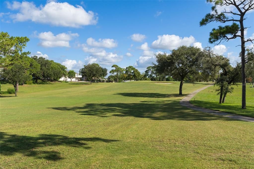 For Sale: $214,900 (2 beds, 2 baths, 1364 Square Feet)