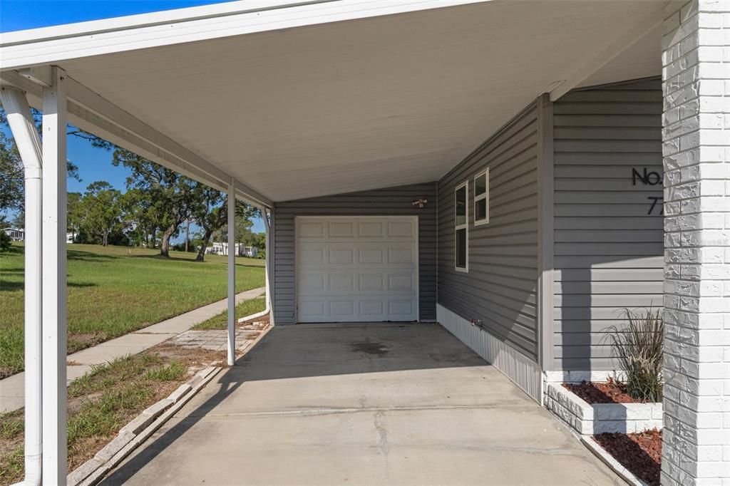 For Sale: $214,900 (2 beds, 2 baths, 1364 Square Feet)
