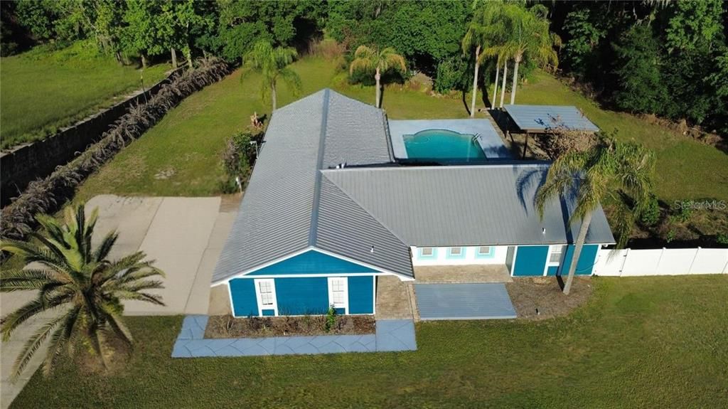 For Sale: $625,000 (5 beds, 2 baths, 2156 Square Feet)
