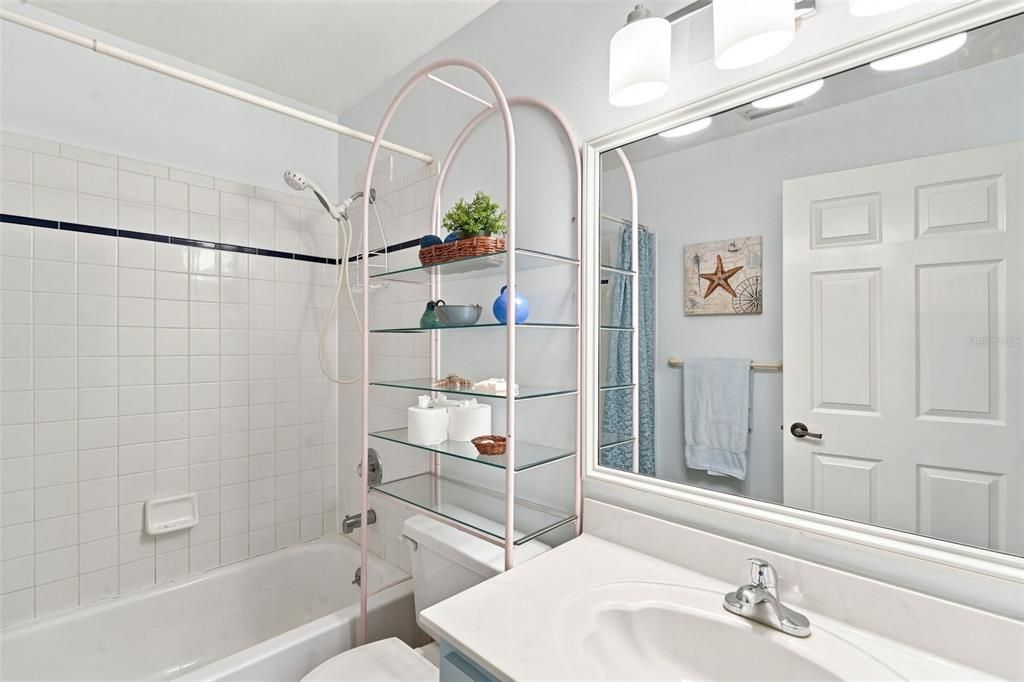 For Sale: $364,500 (3 beds, 2 baths, 1928 Square Feet)