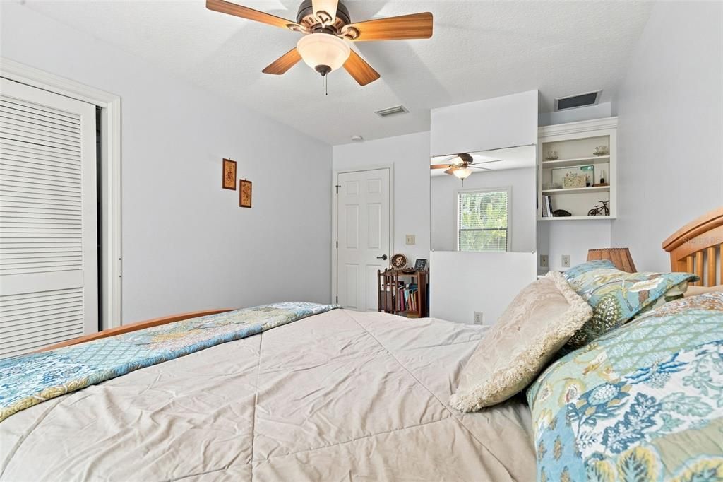For Sale: $364,500 (3 beds, 2 baths, 1928 Square Feet)