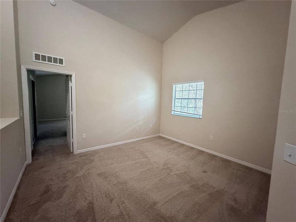 For Sale: $258,000 (3 beds, 2 baths, 1677 Square Feet)