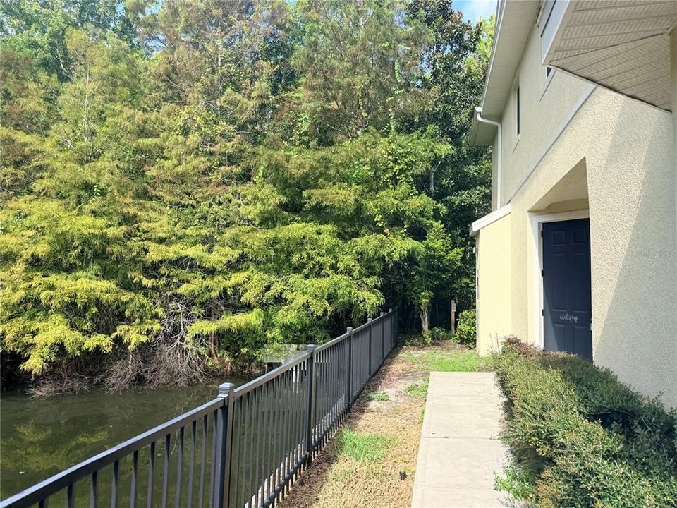 For Sale: $258,000 (3 beds, 2 baths, 1677 Square Feet)