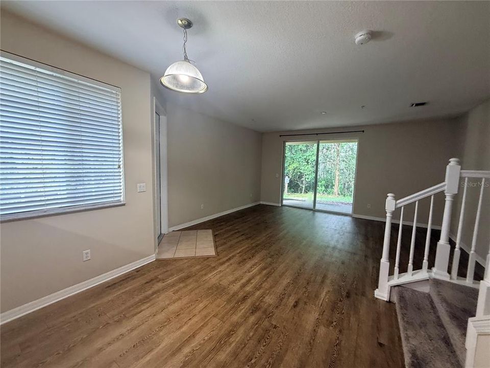 For Sale: $258,000 (3 beds, 2 baths, 1677 Square Feet)