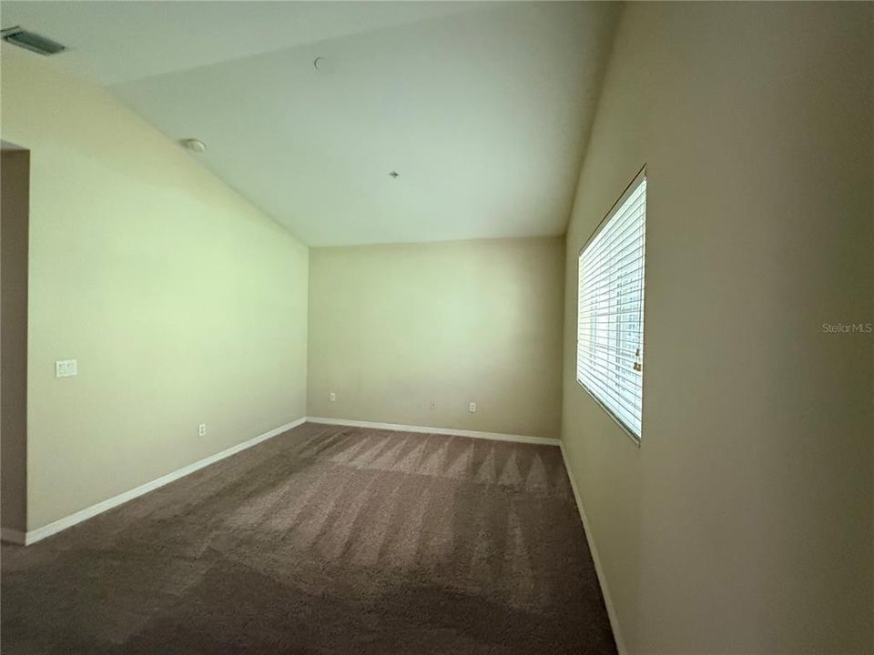 For Sale: $258,000 (3 beds, 2 baths, 1677 Square Feet)