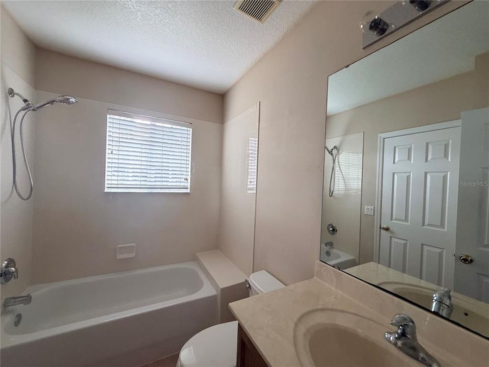 For Sale: $258,000 (3 beds, 2 baths, 1677 Square Feet)