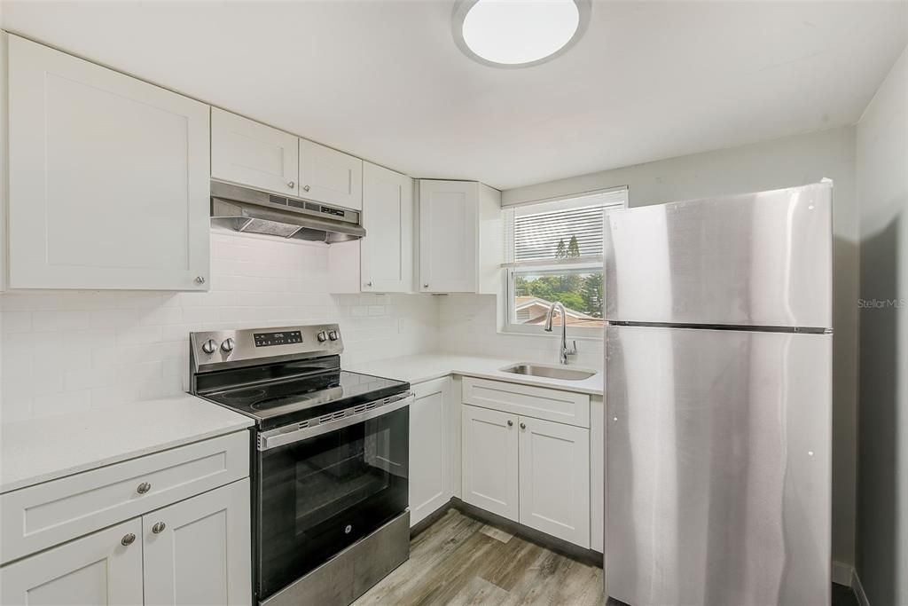 待售: $795,000 (18 贝兹, 0 浴室, 3278 平方英尺)