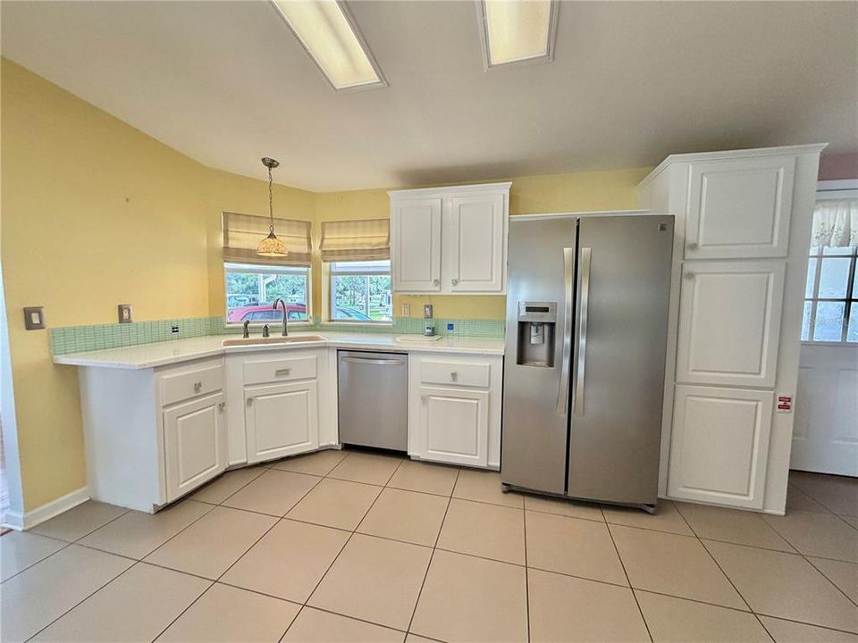 For Sale: $169,000 (2 beds, 2 baths, 1479 Square Feet)