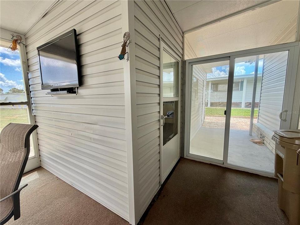 For Sale: $169,000 (2 beds, 2 baths, 1479 Square Feet)