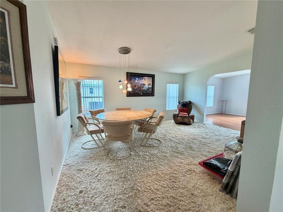 For Sale: $169,000 (2 beds, 2 baths, 1479 Square Feet)