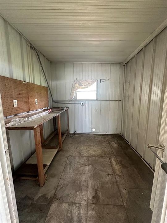 For Sale: $49,900 (2 beds, 1 baths, 672 Square Feet)