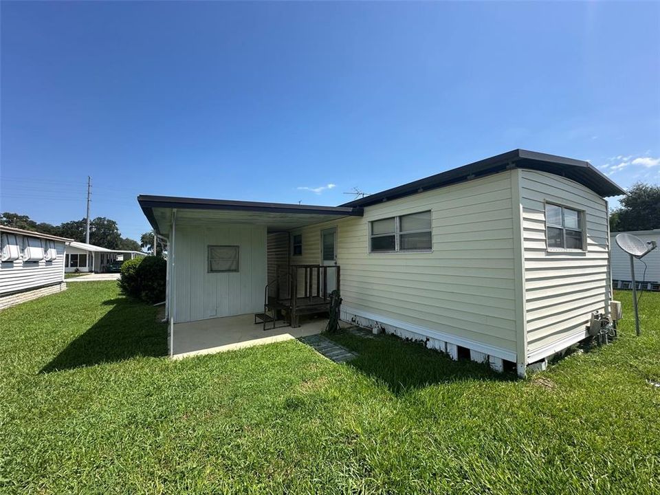 For Sale: $49,900 (2 beds, 1 baths, 672 Square Feet)