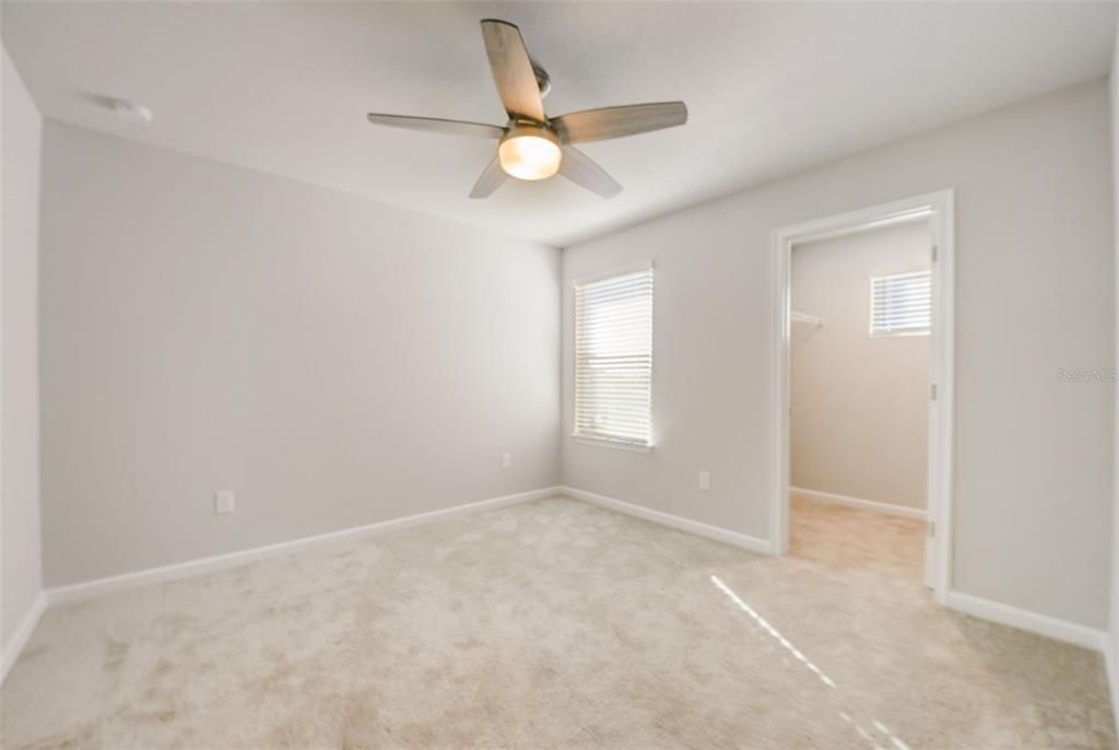 For Rent: $2,975 (4 beds, 3 baths, 2586 Square Feet)