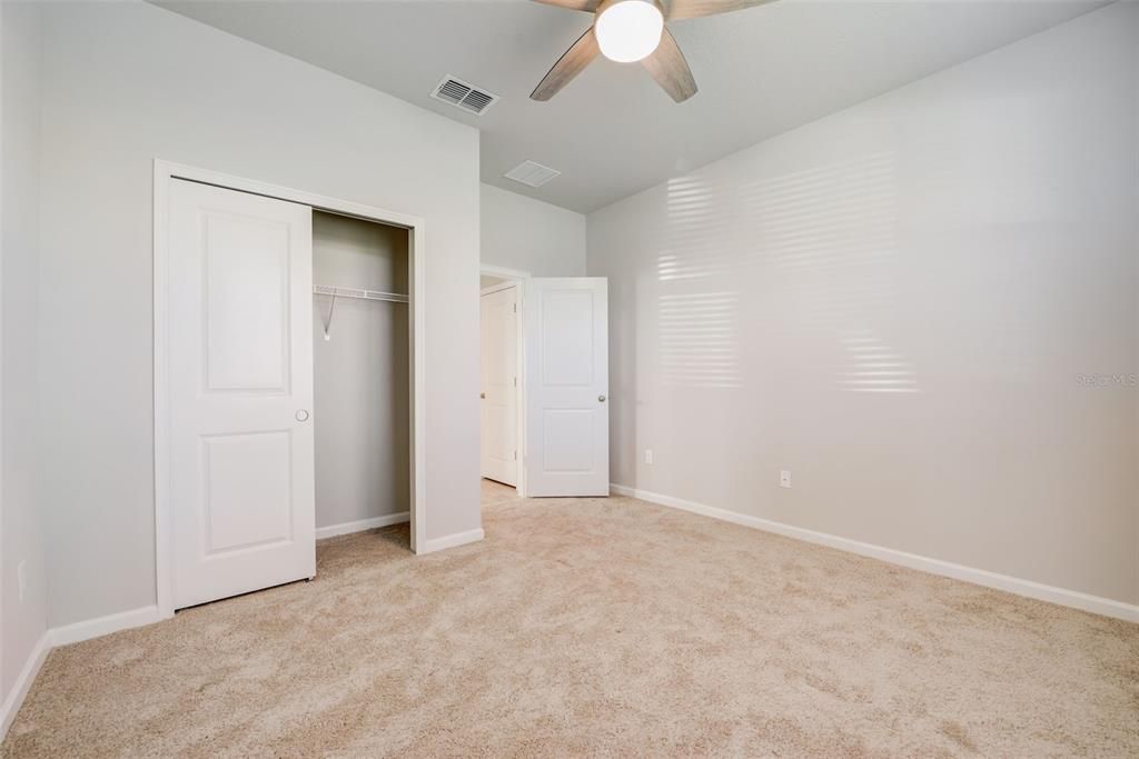 For Rent: $2,975 (4 beds, 3 baths, 2586 Square Feet)