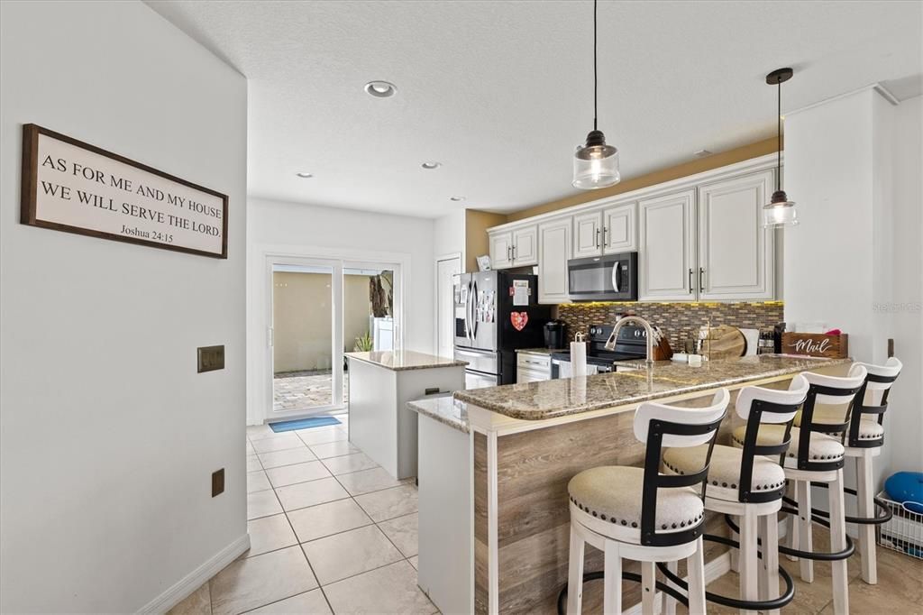 For Sale: $350,000 (3 beds, 2 baths, 1680 Square Feet)