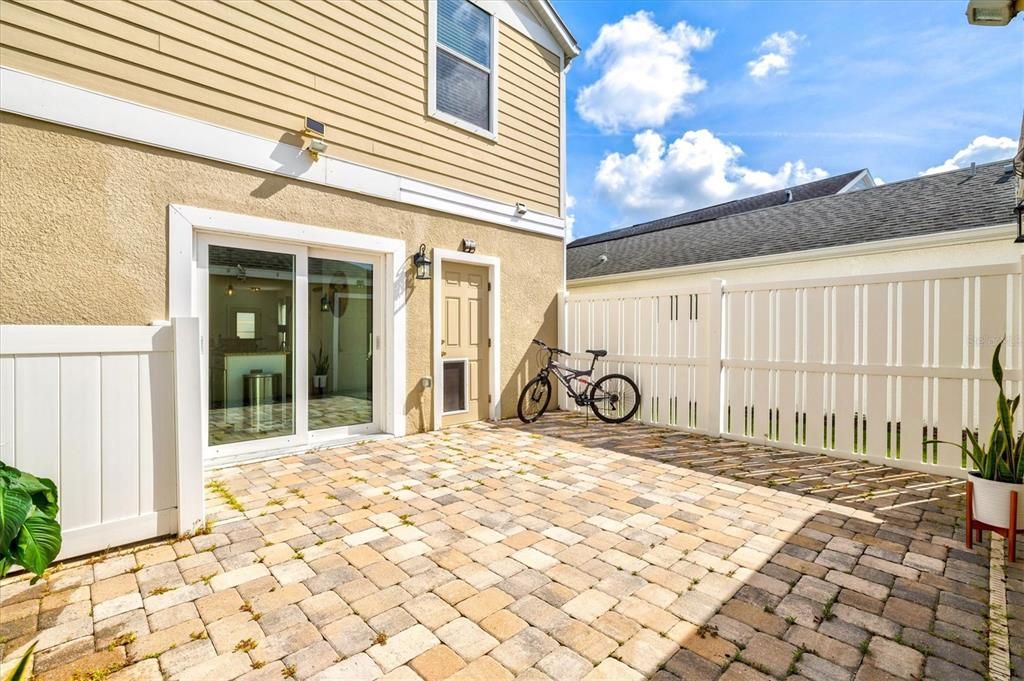 For Sale: $350,000 (3 beds, 2 baths, 1680 Square Feet)