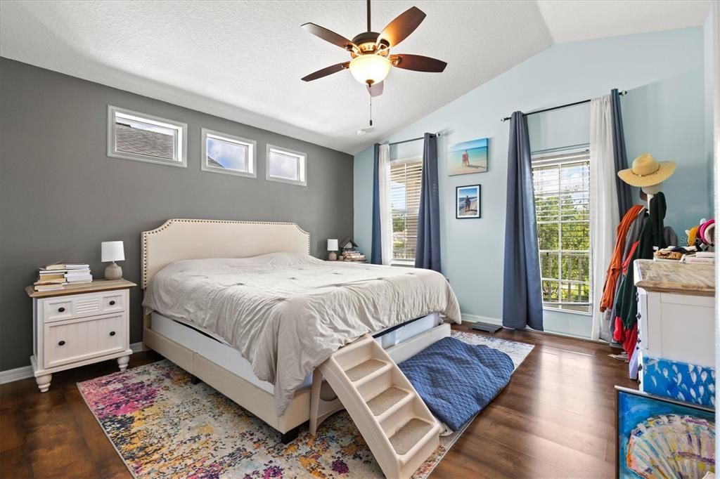 For Sale: $350,000 (3 beds, 2 baths, 1680 Square Feet)