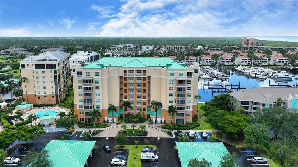For Sale: $335,000 (2 beds, 2 baths, 1141 Square Feet)