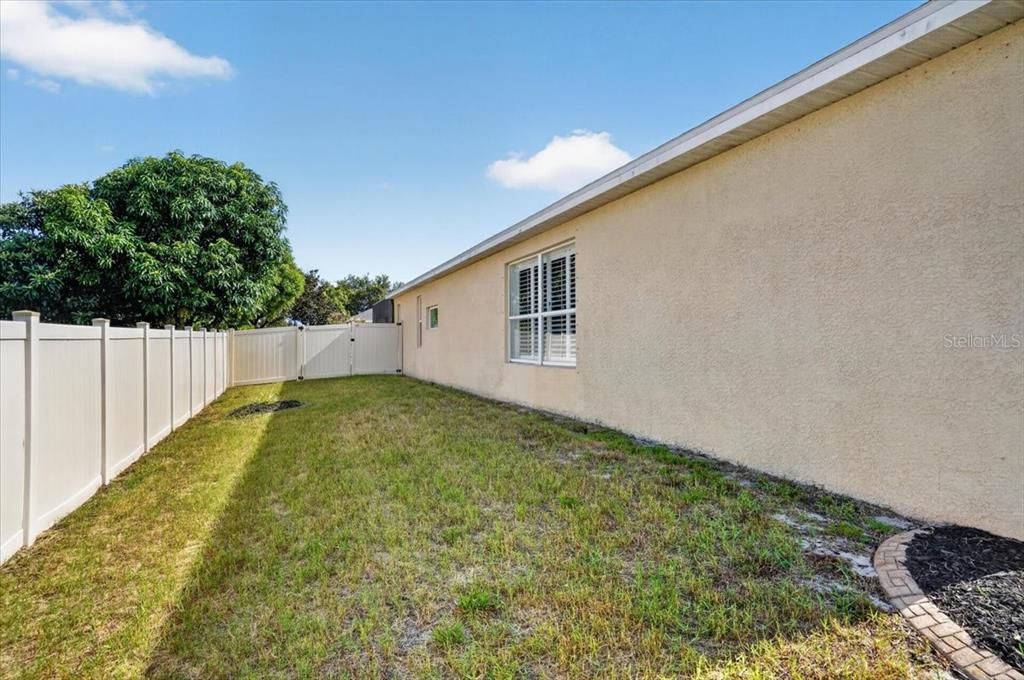 En Venta: $550,000 (4 camas, 3 baños, 2462 Pies cuadrados)