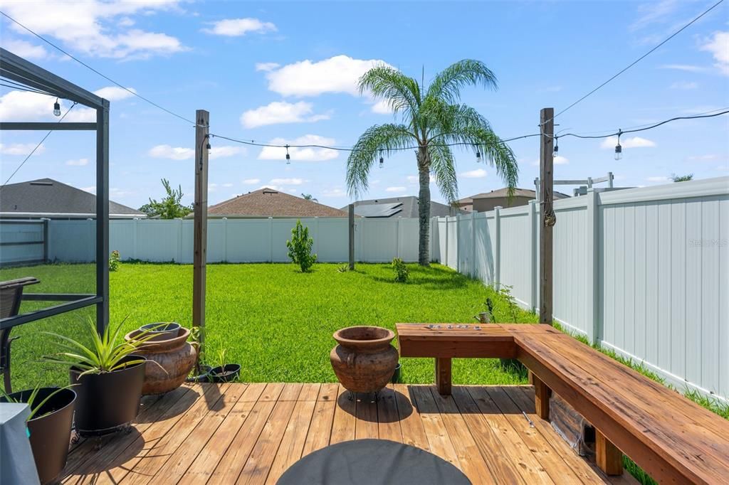For Sale: $550,000 (5 beds, 2 baths, 2771 Square Feet)