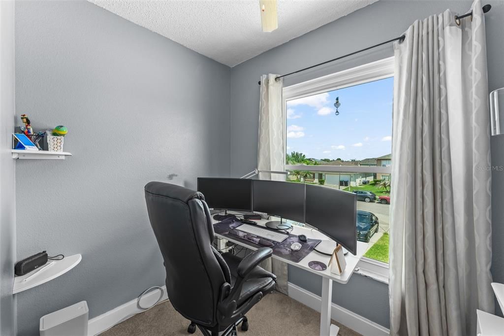 For Sale: $550,000 (5 beds, 2 baths, 2771 Square Feet)