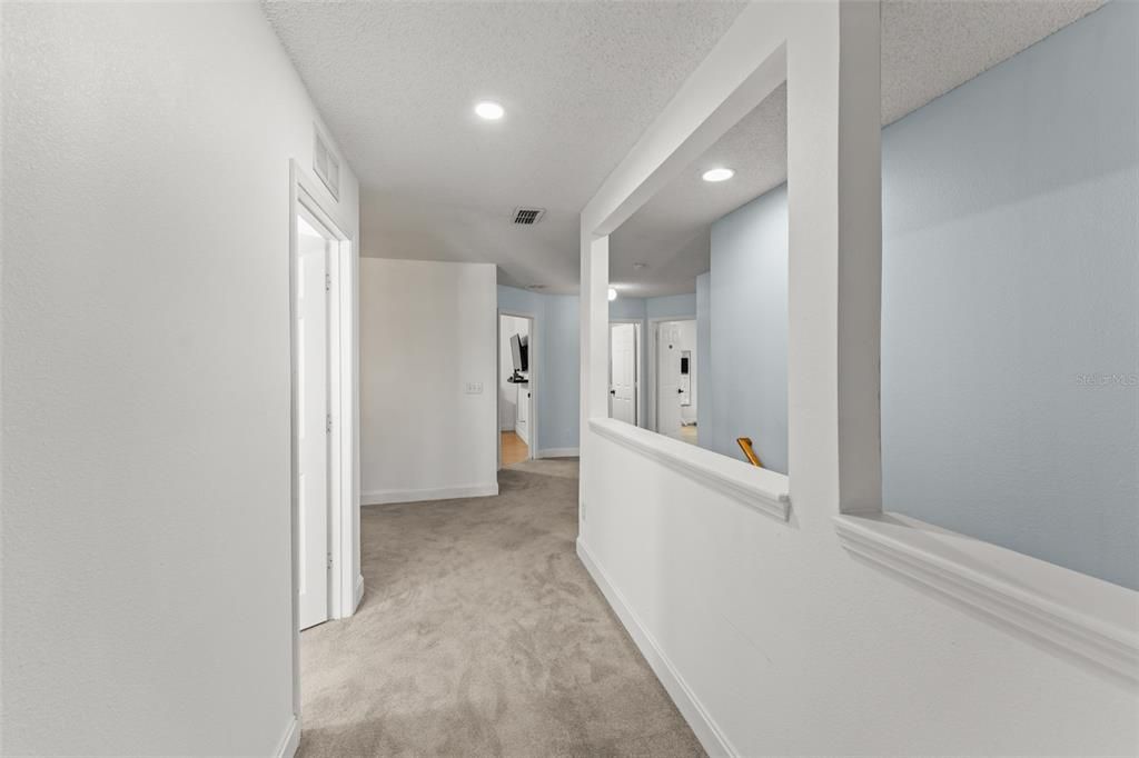 For Sale: $550,000 (5 beds, 2 baths, 2771 Square Feet)