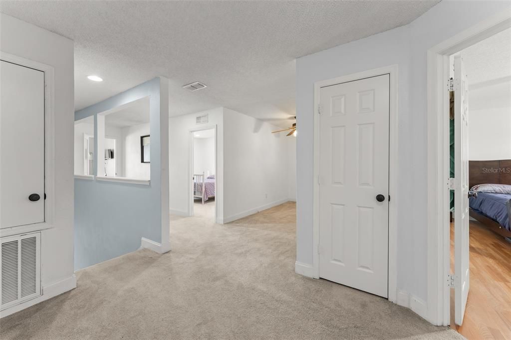 For Sale: $550,000 (5 beds, 2 baths, 2771 Square Feet)