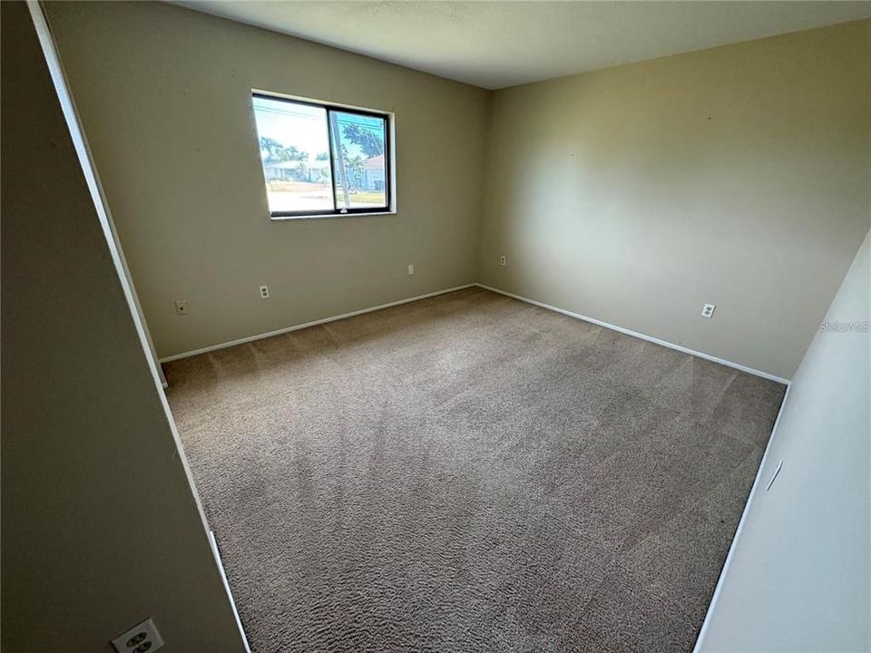 For Rent: $1,750 (3 beds, 2 baths, 1234 Square Feet)