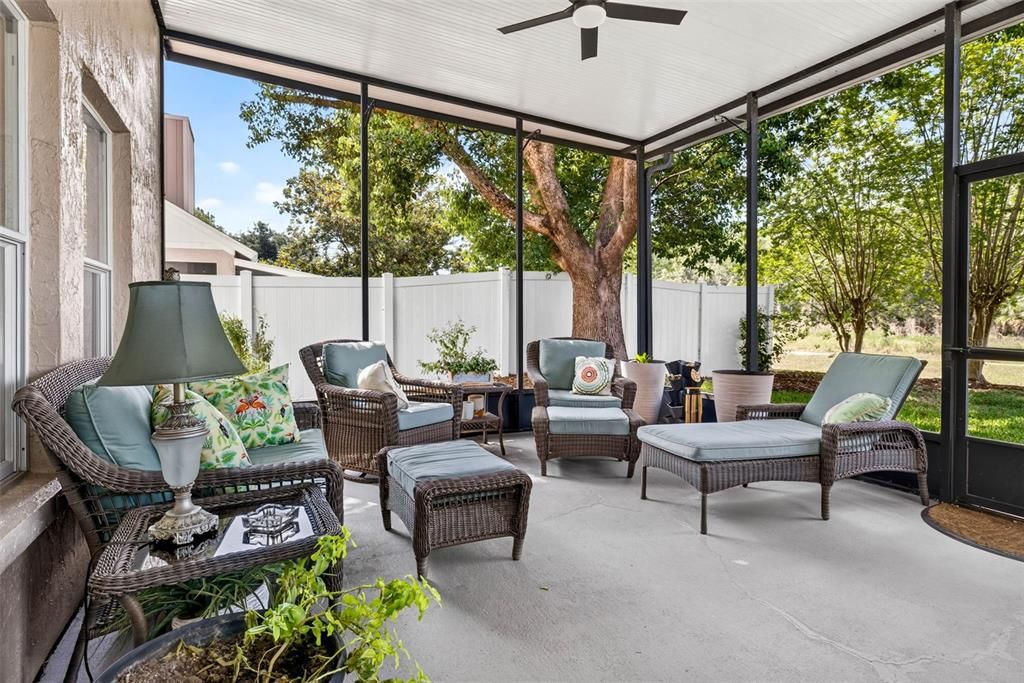 For Sale: $565,000 (4 beds, 3 baths, 2376 Square Feet)
